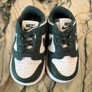 Nike Dunk Low (TDC) - Vintage Green/White Size 4c - New in Box